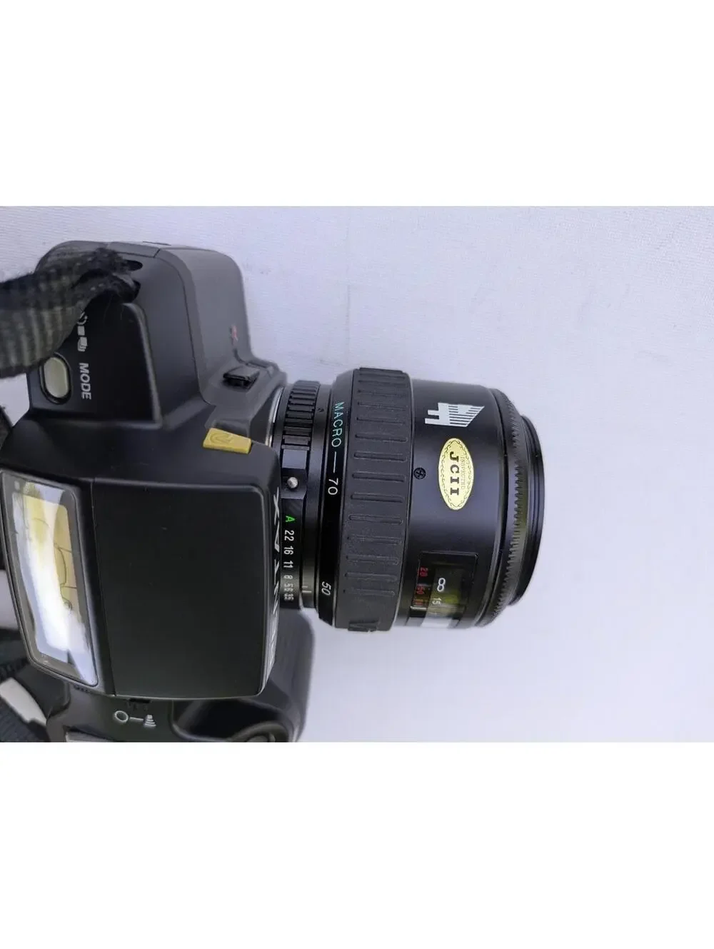 Pentax SF10 35mm camera, vivitar 28-70mm, 1:3.5-4.5 autofocus zoom, japan, as is